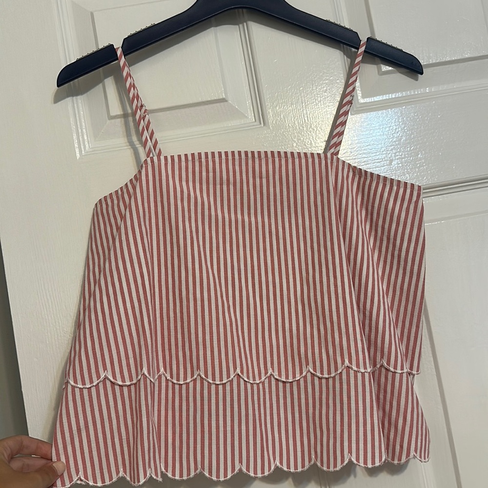 Pink/white striped /Scalloped detail Top